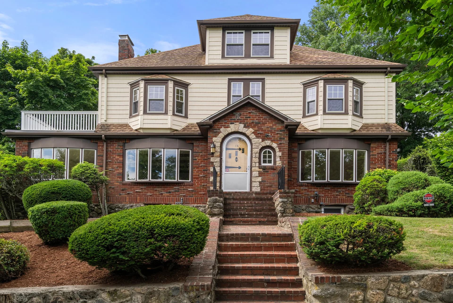 16 Douglas Rd, Belmont, MA, USA hero image